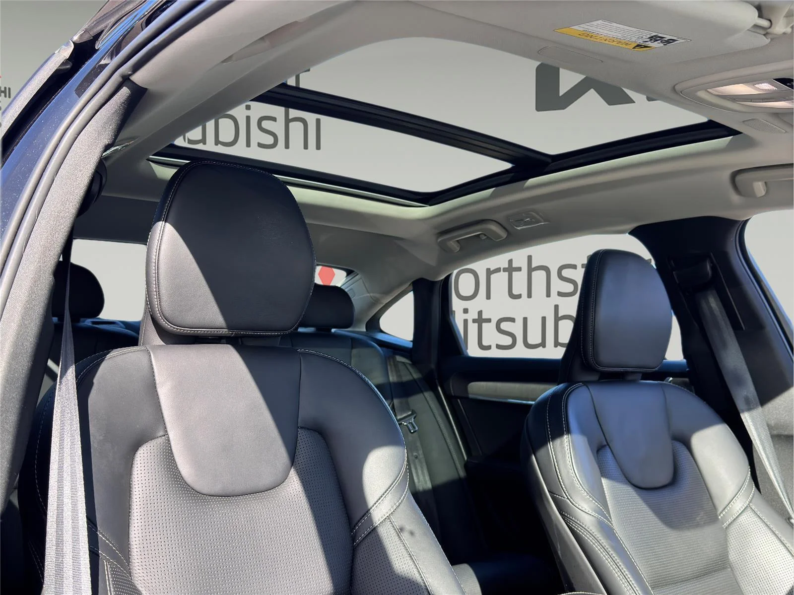 2022 Volvo S90 Inscription - Photo 23