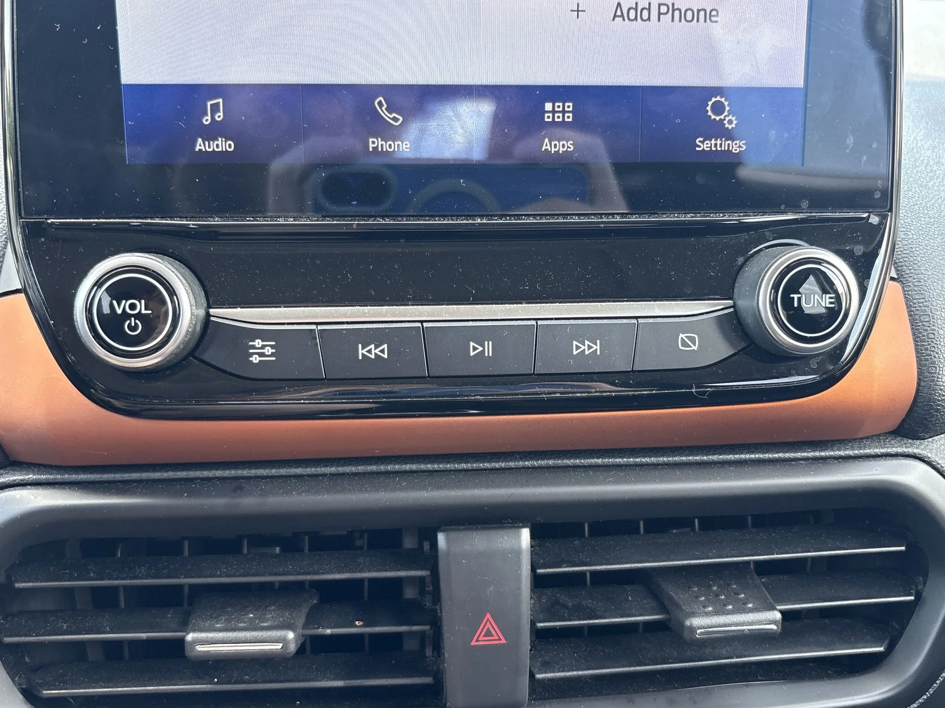 Used 2021 Lightning Blue Metallic Ford SE image 12