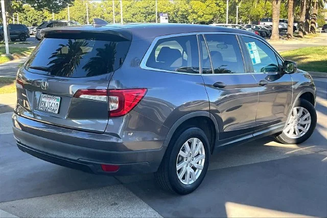 Used 2020  Honda LX image 13