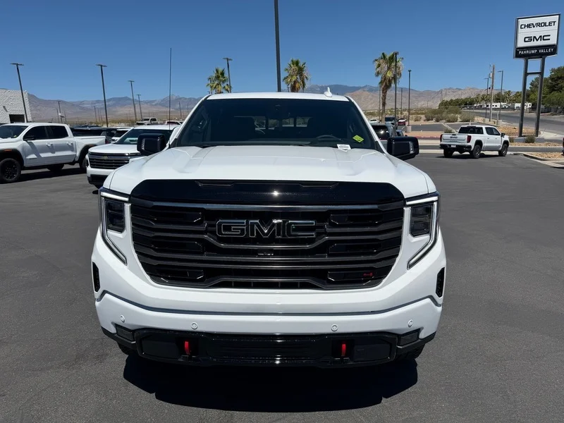 New 2026 Summit White GMC AT4 image 8