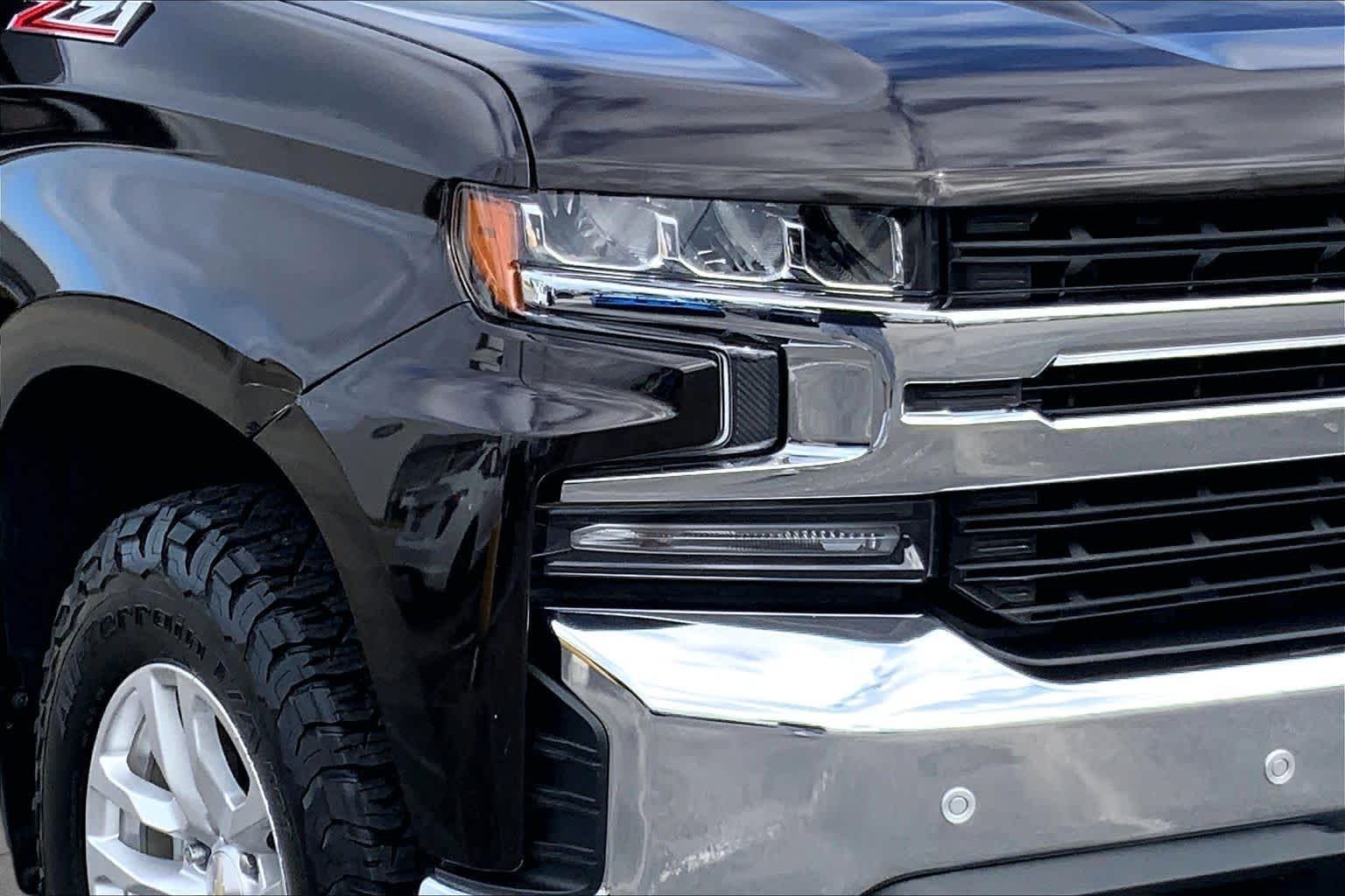Used 2019 Havana Brown Metallic Chevrolet LT image 24