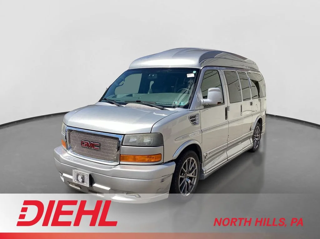 Used 2013 PURE SILVER METALLIC GMC Upfitter image 1