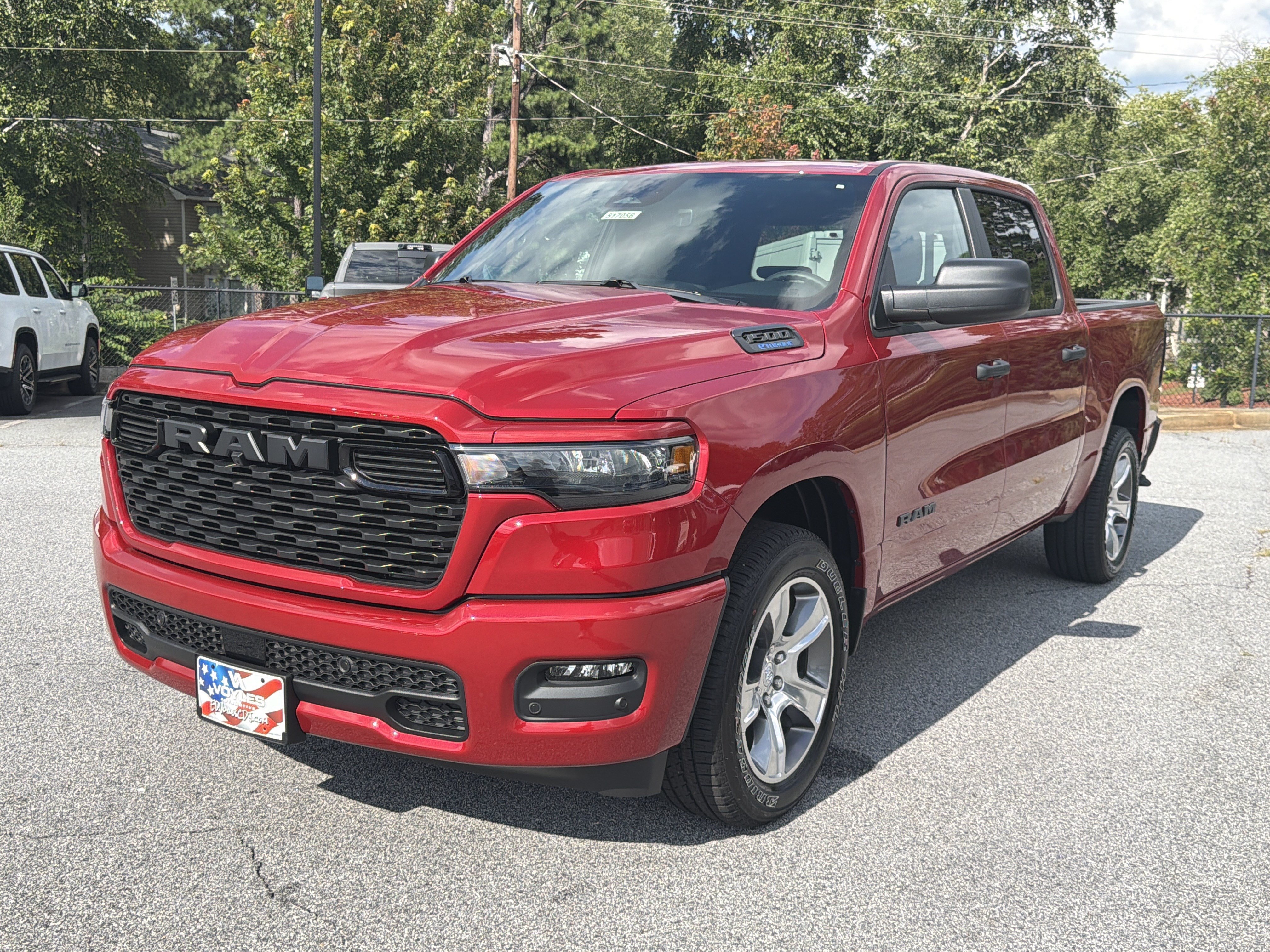 New 2026 Molten Red Pearlcoat Ram Express image 3