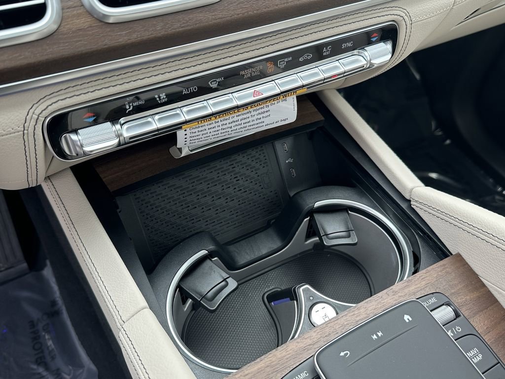 New 2026 Obsidian Black Metallic Mercedes-Benz GLE 580 image 32