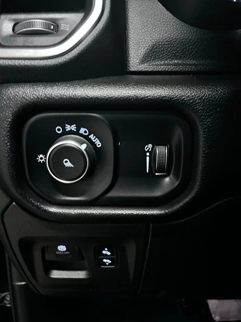 2023 RAM Ram 1500 Pickup Laramie - Photo 22
