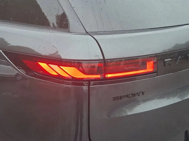 New 2026 Carpathian Grey Land Rover Dynamic SE image 23