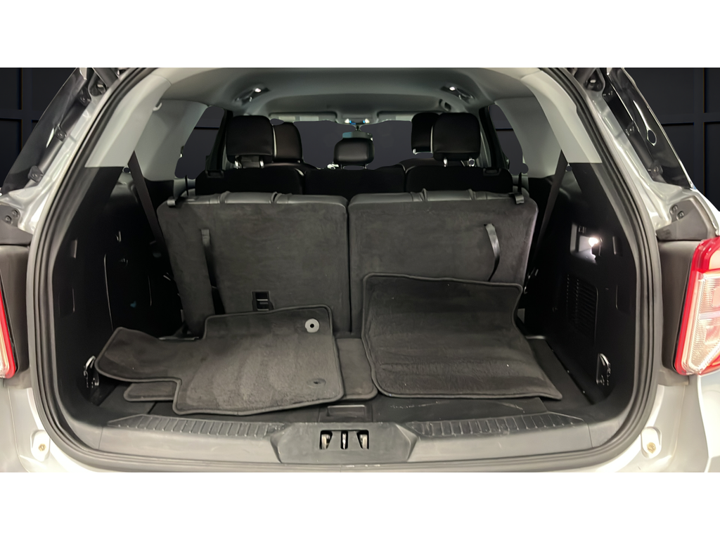 Used 2023 Iconic Silver Metallic Ford XLT image 25