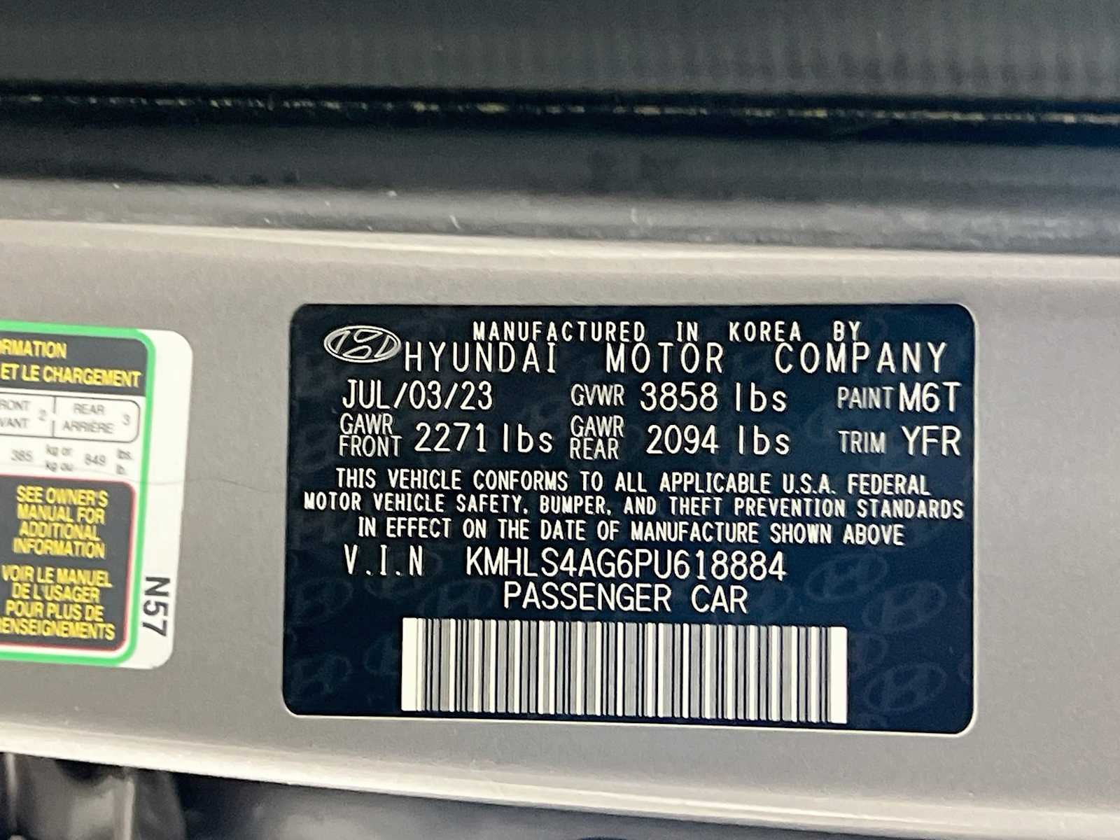 Certified Used 2023 Fluid Metal Hyundai SEL image 32