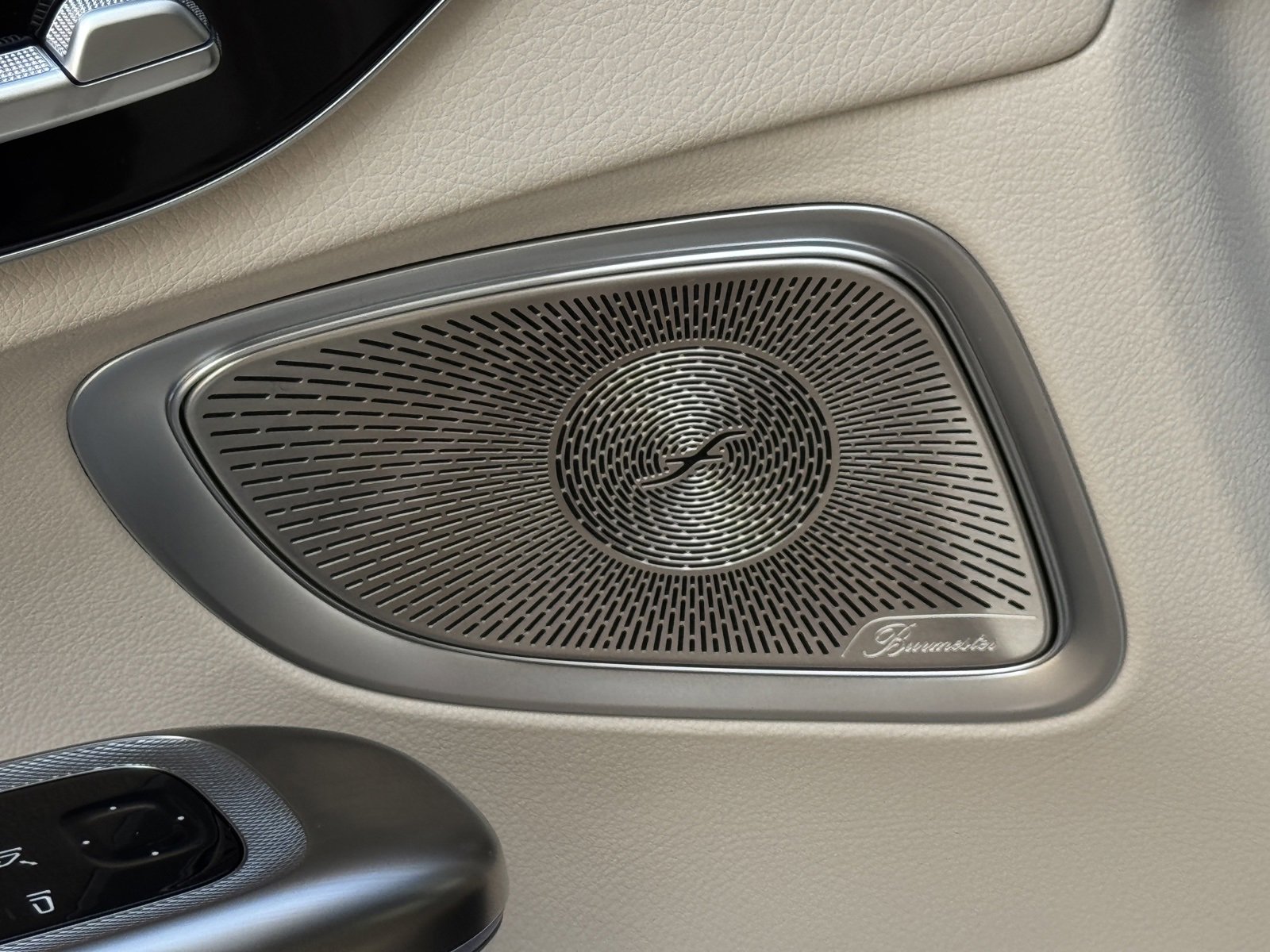 New 2026 Polar White Mercedes-Benz CLE 300 image 36