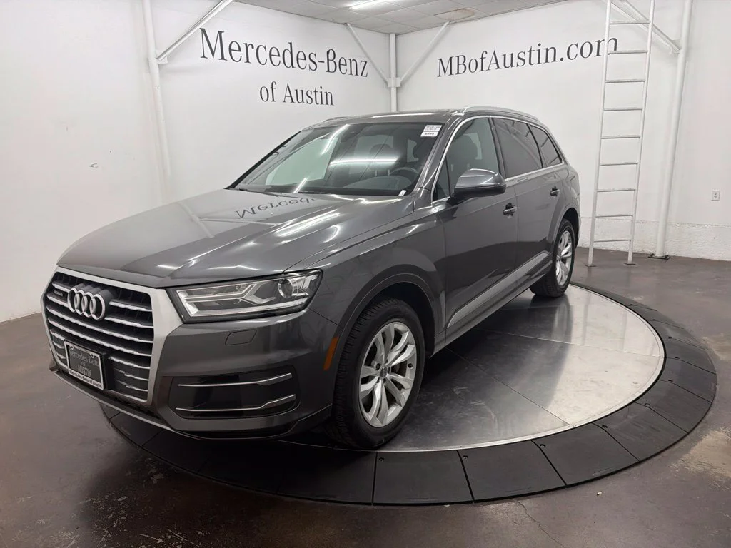 Used 2019 Gray Audi 45 Premium image 3