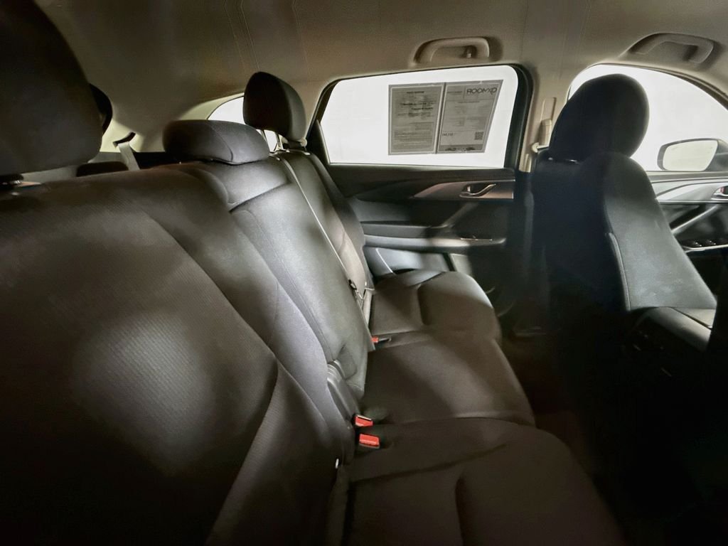 Used 2018 Machine Gray Metallic Mazda Sport image 26