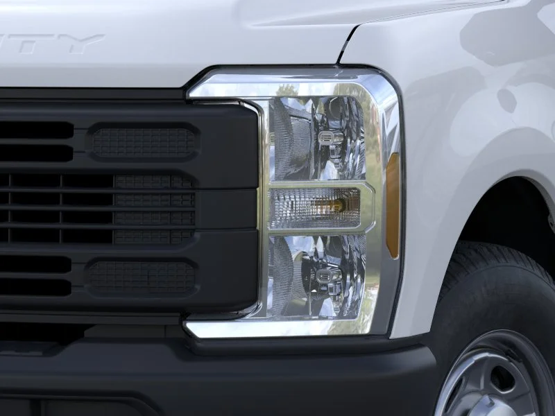 New 2026 Oxford White Ford F-350® XL image 39