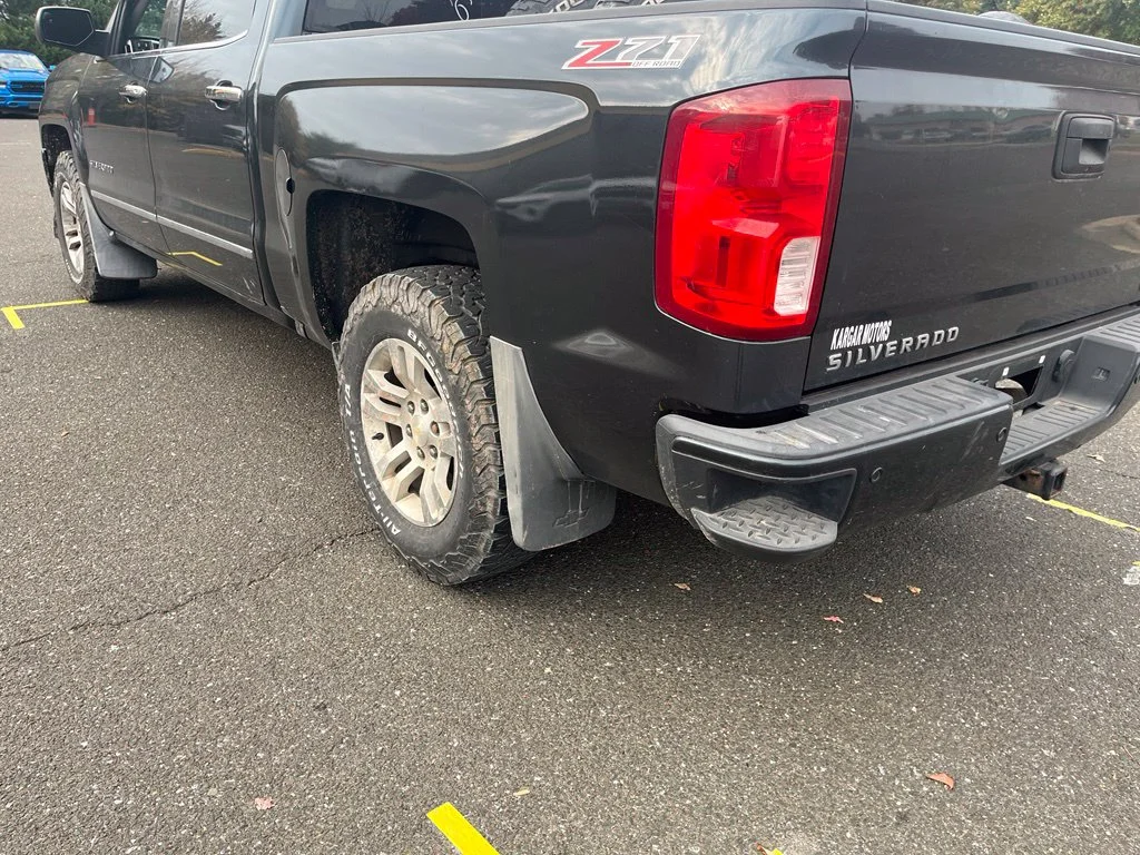 Used 2017 Gray Chevrolet LTZ image 4