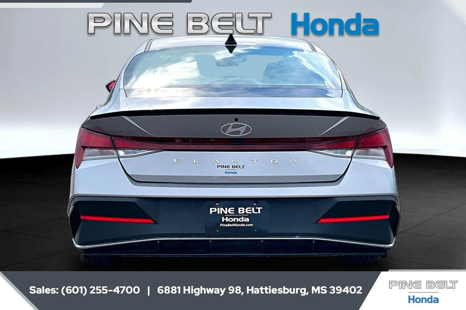 Used 2026 Fluid Metal Hyundai SEL Sport image 4