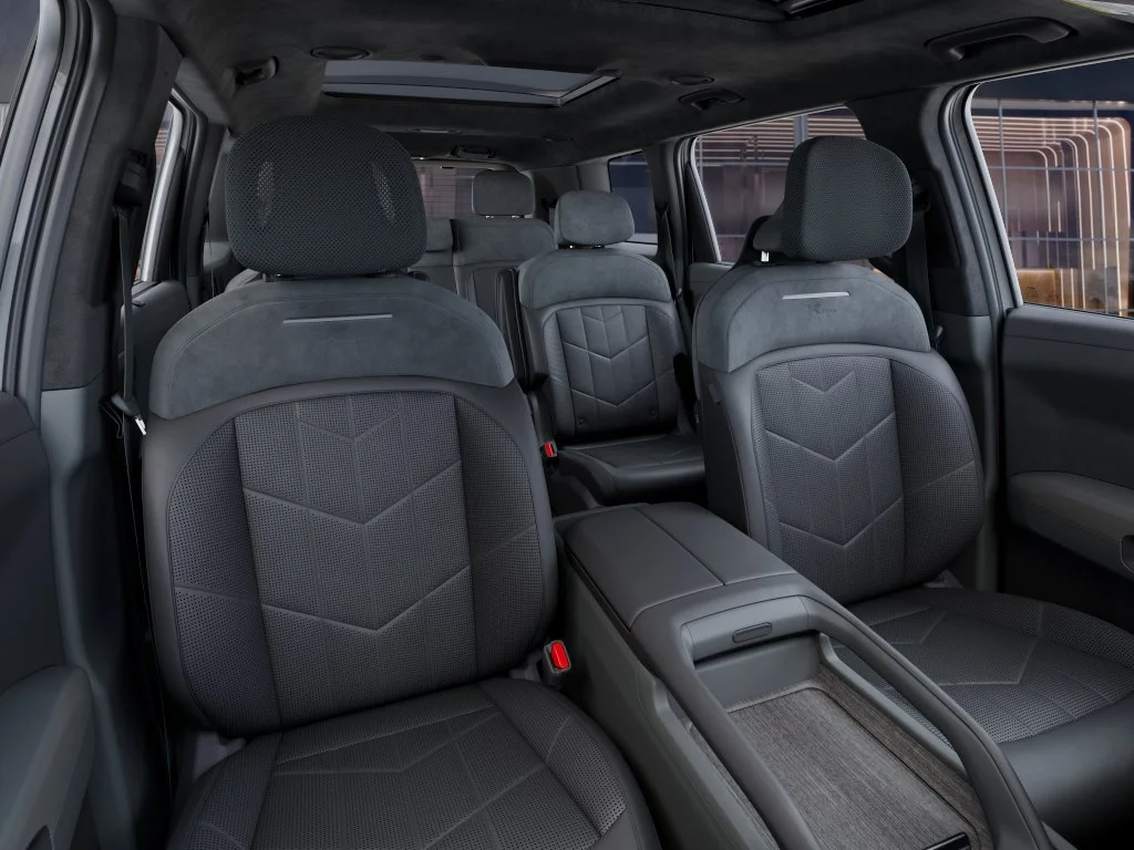 New 2027 Glacial White Pearl Kia X-Line SX-Prestige image 15