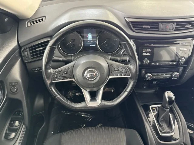Used 2017 Silver Nissan SV image 23