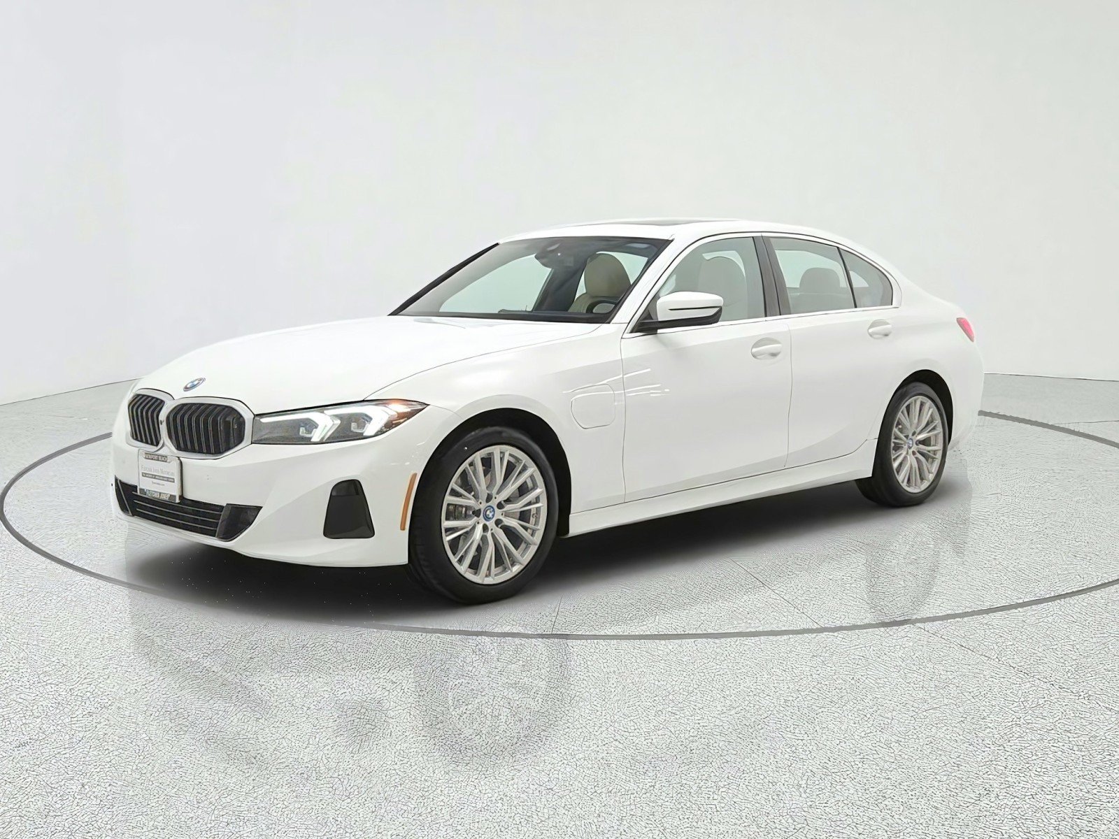 Used 2024 Alpine White BMW 330e Plug-In Hybrid image 1