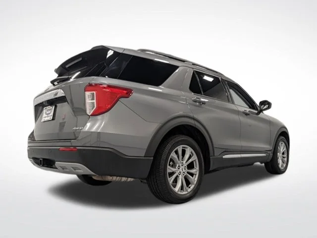 Used 2023 Gray Ford XLT image 8