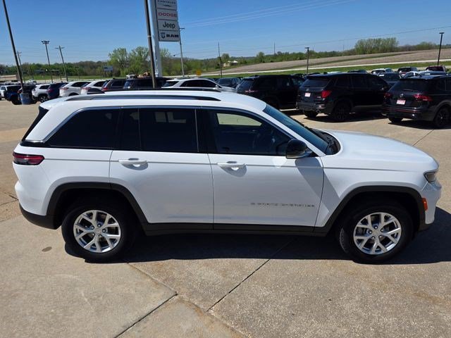 Certified Used 2023 Bright White Clearcoat Jeep Limited image 8