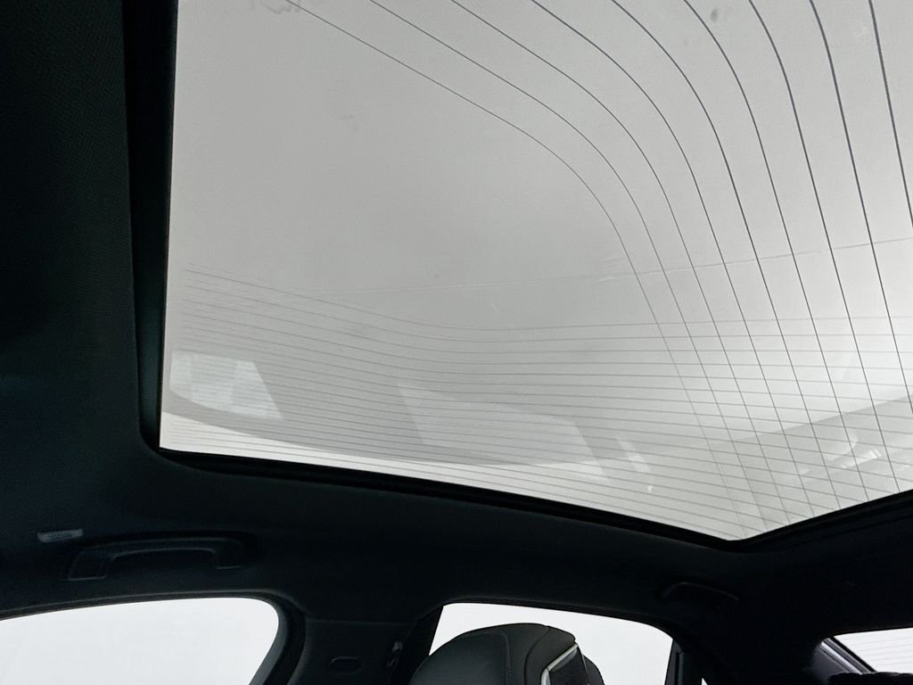 Used 2024 Black BMW 760i xDrive image 22