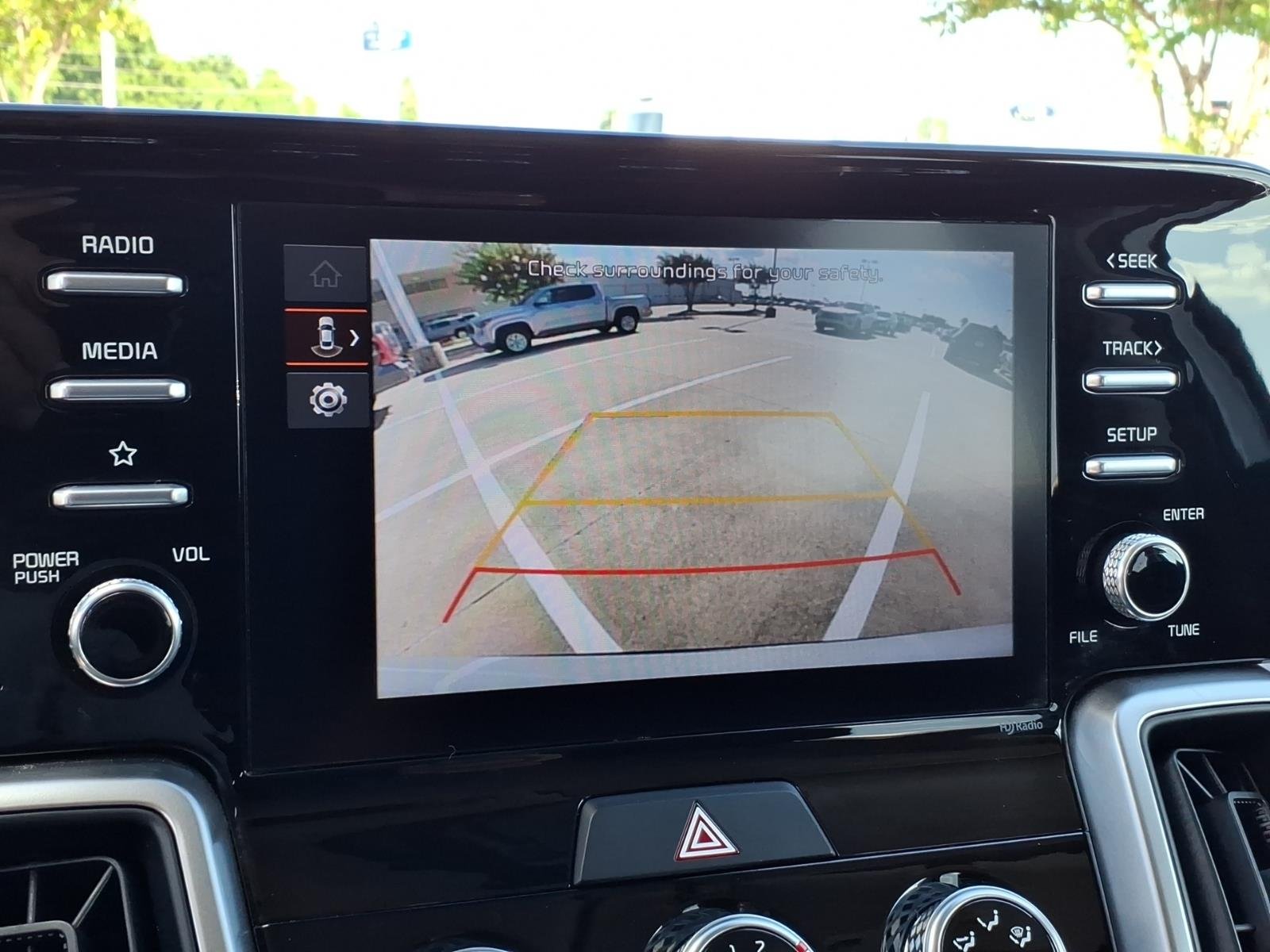 Used 2022 SILVER Kia LX image 29