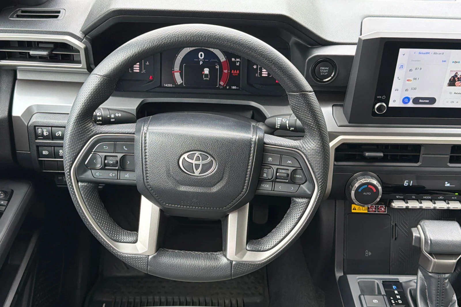 Used 2024  Toyota SR5 image 18