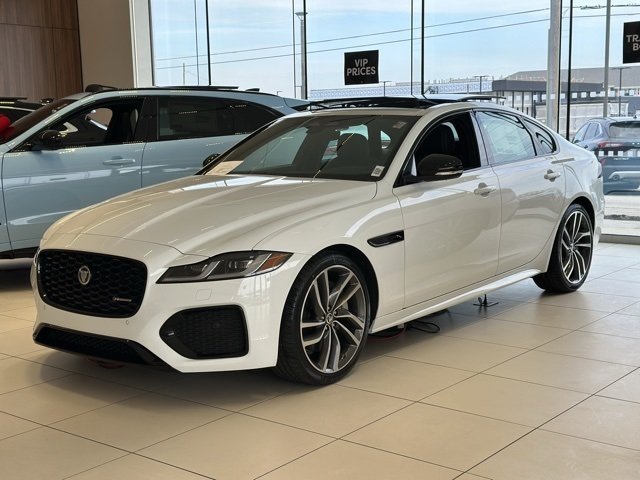 2024 Jaguar XF R-Dynamic SE
