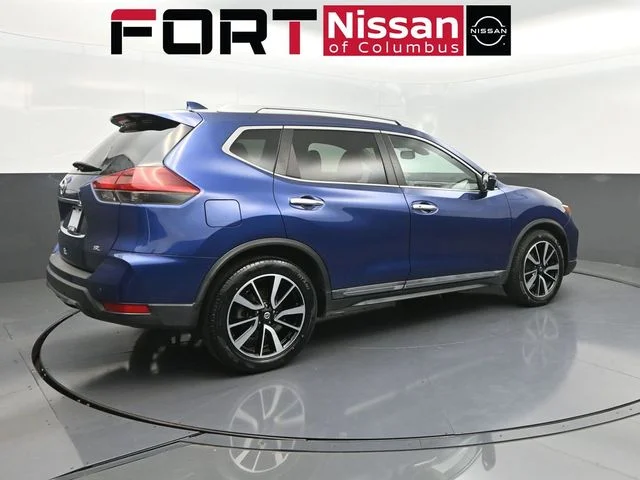 Used 2020 Blue Nissan SL image 7