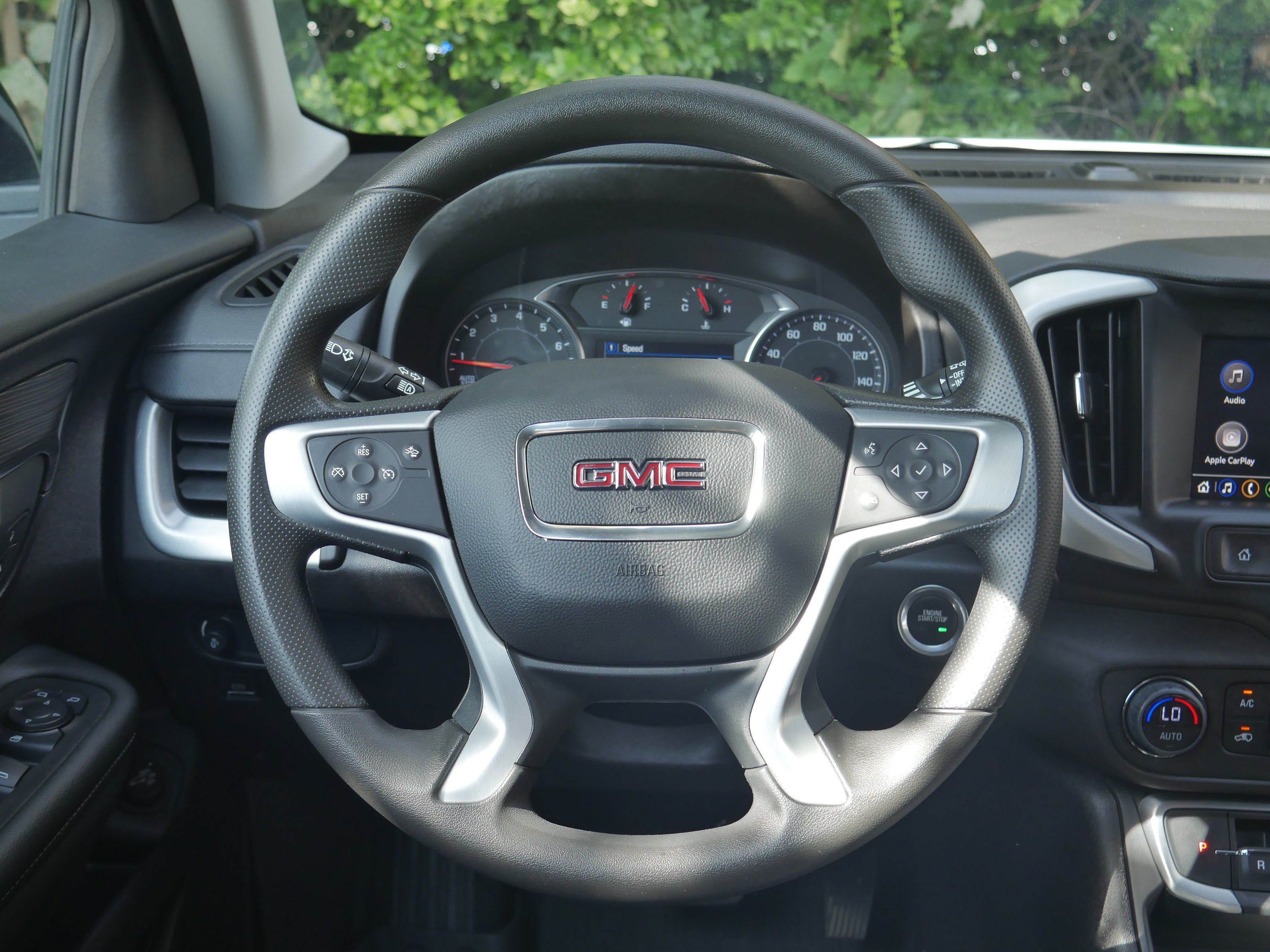 Used 2024 Summit White GMC SLE image 6