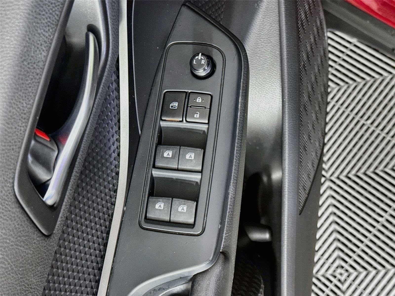 Used 2019 Ruby Flare Pearl Toyota XLE image 18