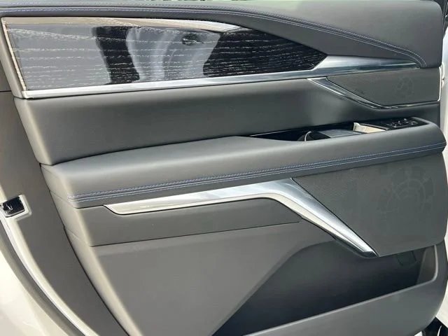 2026 Cadillac Escalade IQL Sport - Photo 15