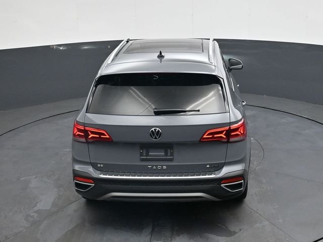 Used 2023 Gray Volkswagen 1.5T SE image 25