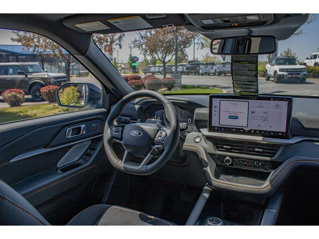 New 2026 Space White Metallic Ford Tremor® image 21