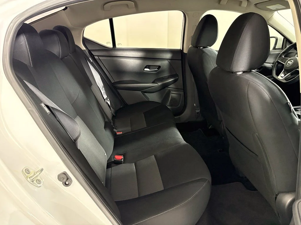 Used 2022 White Nissan SV image 34