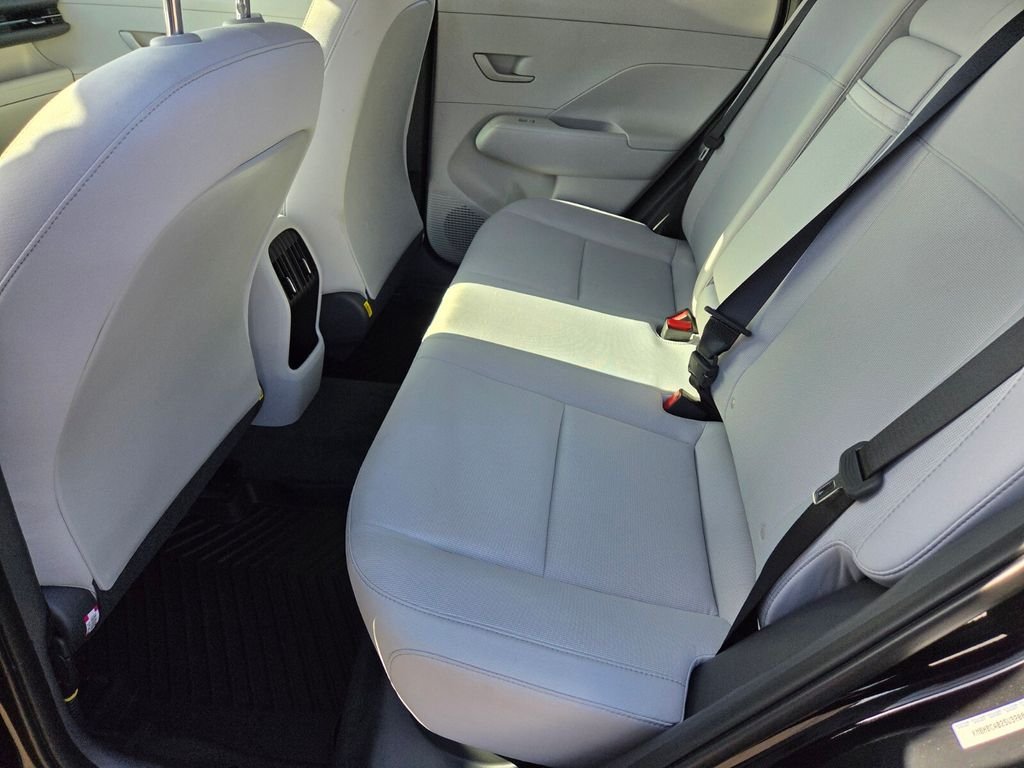 Used 2025 Black Hyundai SEL image 14