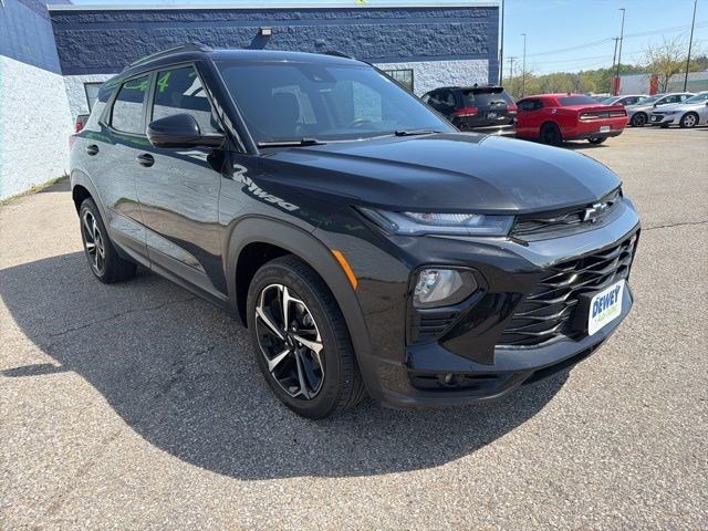 Used 2021 Mosaic Black Metallic Chevrolet RS image 7