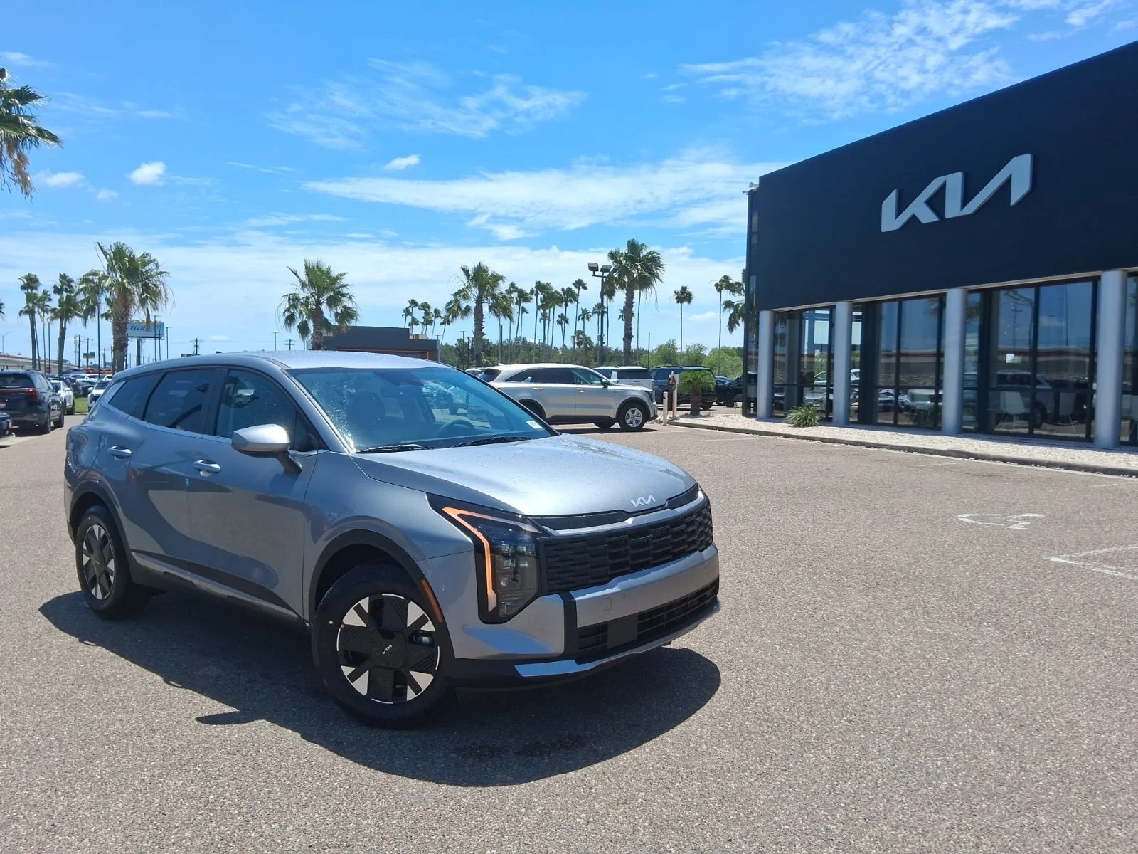 2026 Kia Sportage 1.6 LX Hybrid AT's photo