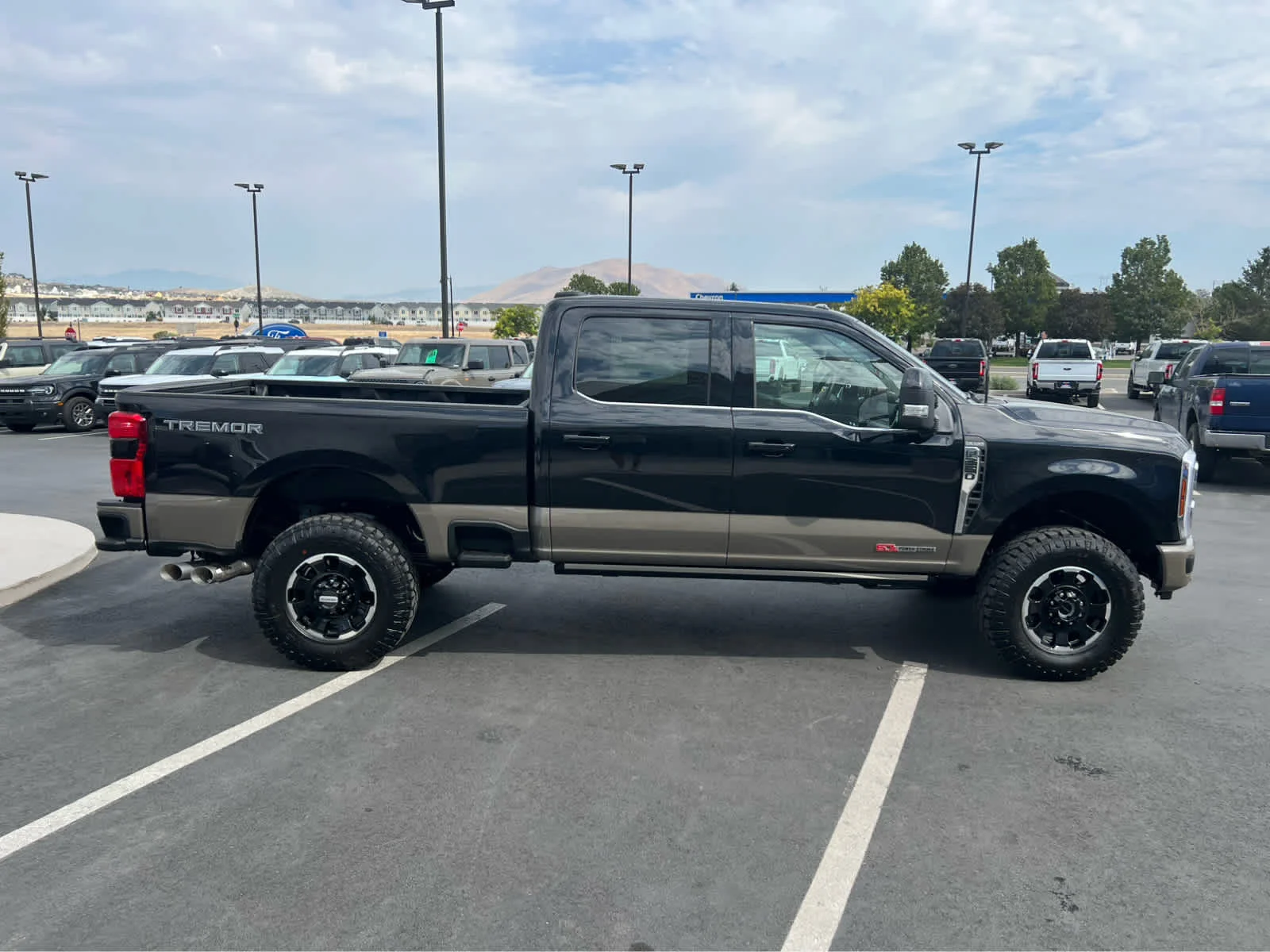 New 2026 Agate Black Metallic Ford F-350® King Ranch® image 6