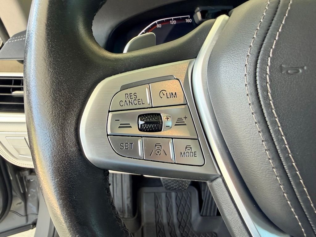 Used 2021 Gray BMW 740i image 21