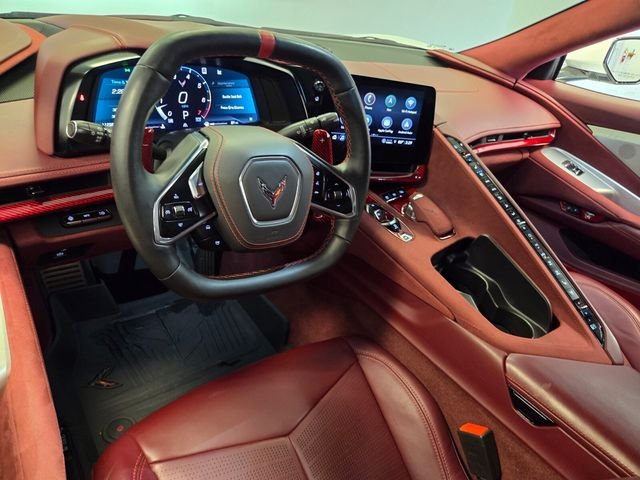 Used 2021 White Chevrolet Stingray image 12