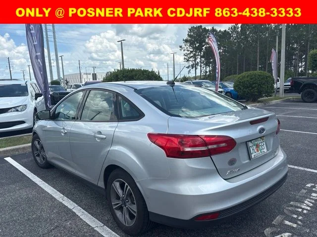 Used 2018 Silver Ford SE image 8