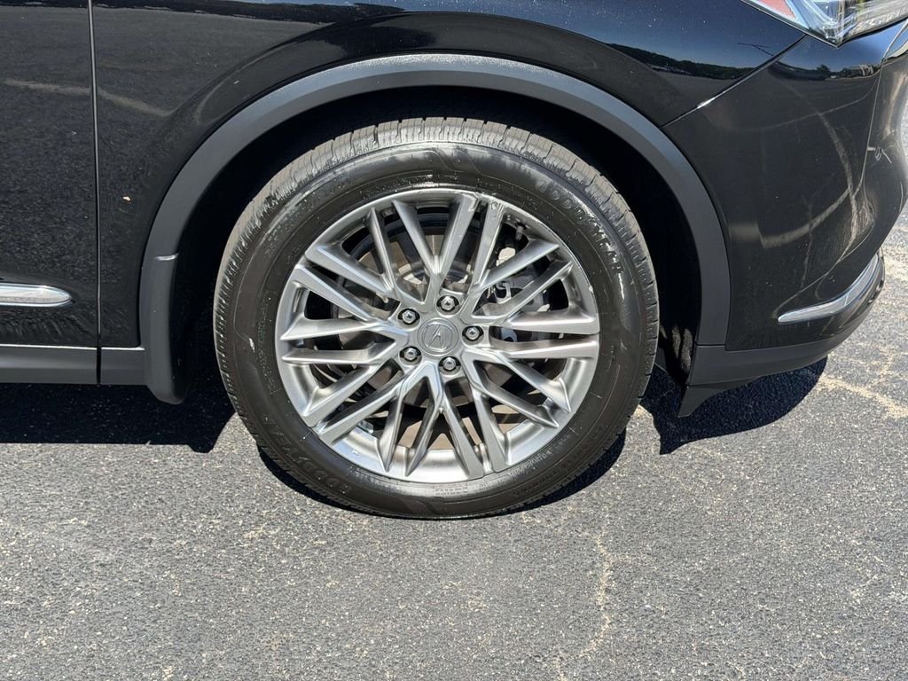 Used 2022 Black Acura Advance image 25
