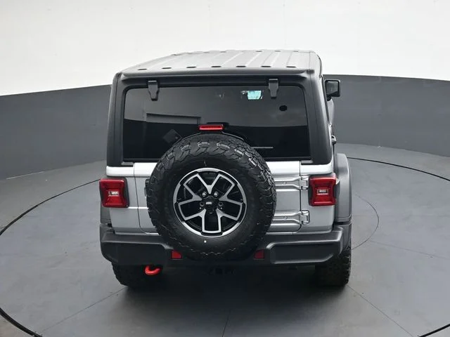 Used 2024 Silver Jeep Rubicon image 26