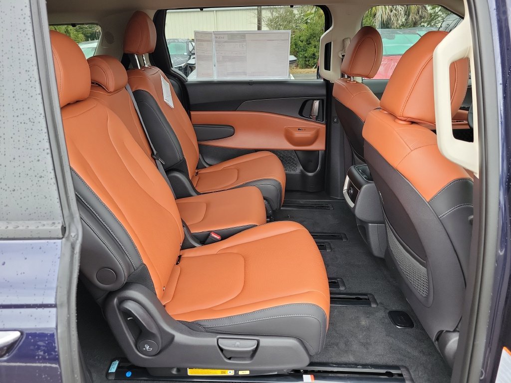 New 2026 Deep Chroma Blue Kia EX image 12
