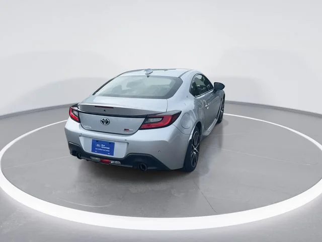 Used 2023 Gray Toyota  image 6