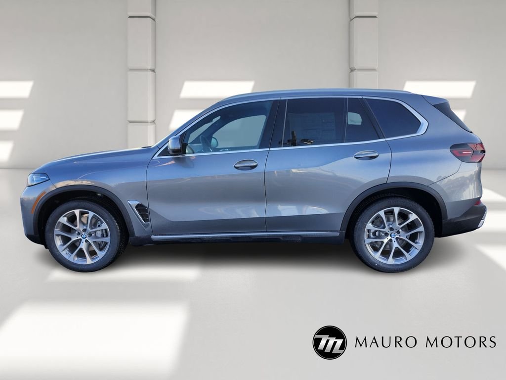 Used 2026 Gray BMW xDrive40i image 6