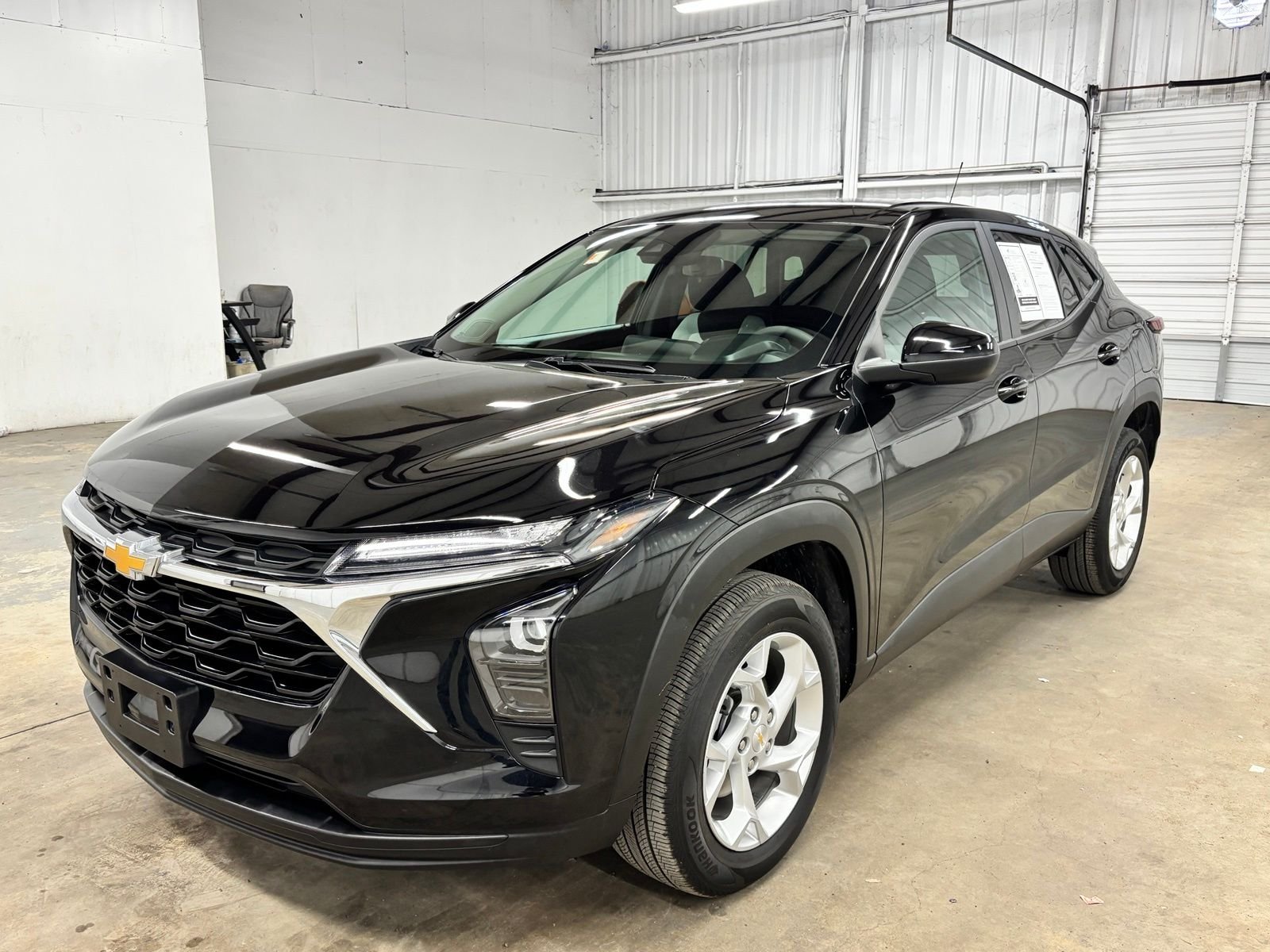 Used 2025 Black Chevrolet LS image 3