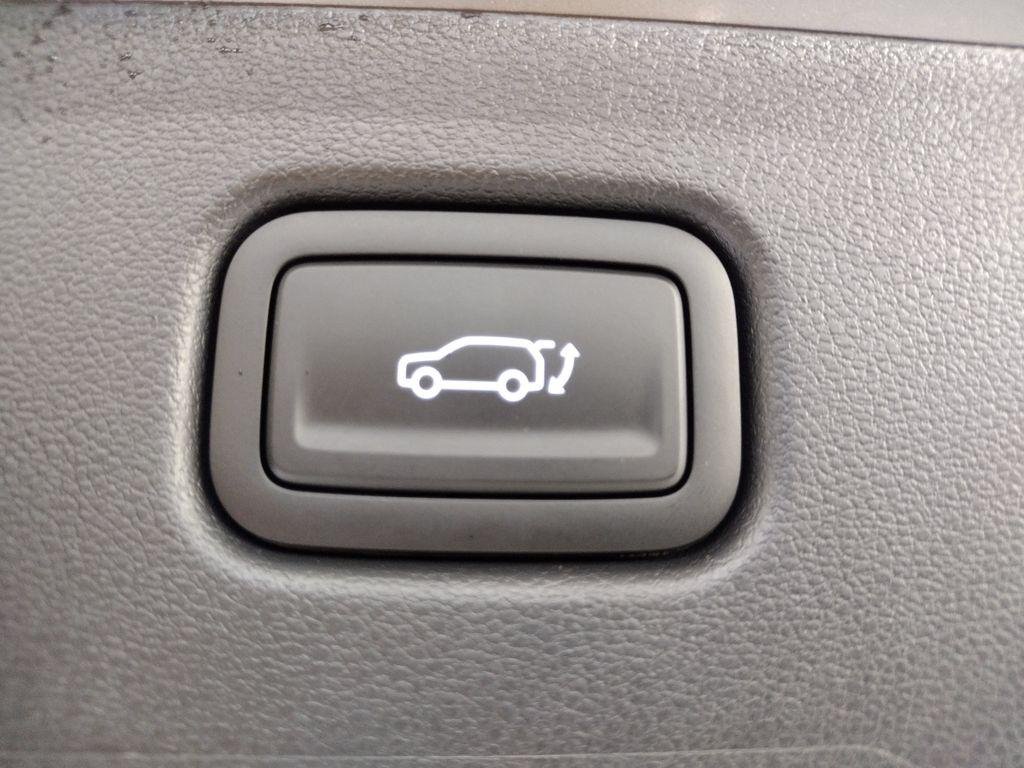 New 2026 Gray Pearl Hyundai Limited image 17