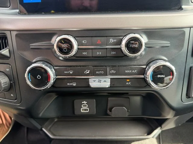 Used 2025  Ford XLT image 17