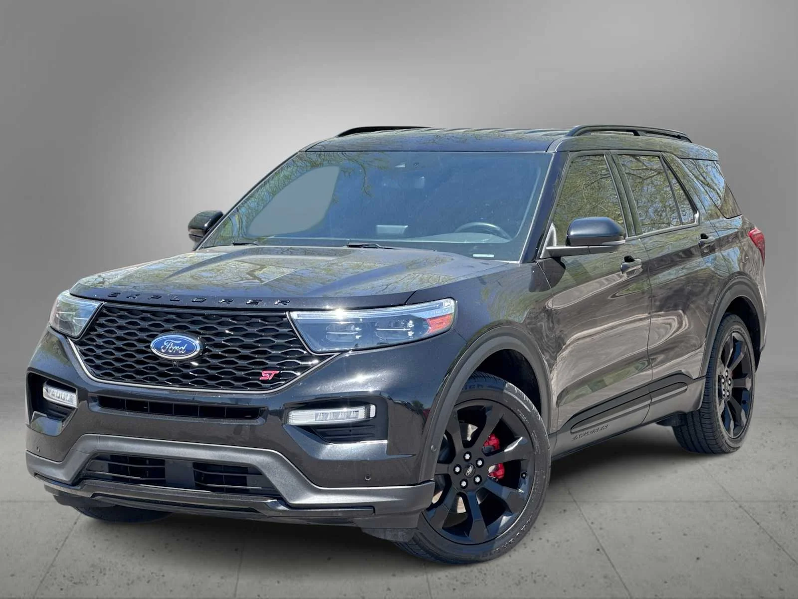 2020 Ford Explorer ST 4WD's photo